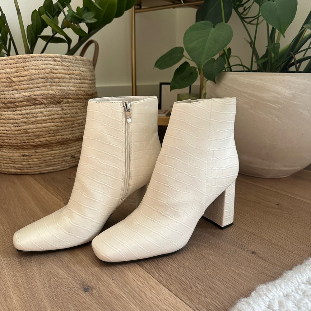 Marc fisher boots